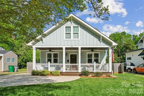 111 N Turner Ave, Charlotte, NC, 28216-5240 | Card Image