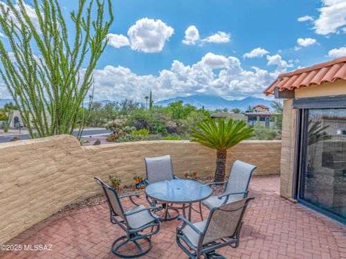 1101 W Círculo Del Norte, Green Valley, AZ, 85614 | Card Image