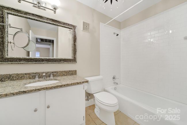 UNIT-420 - 1323 Queens Rd, Condo with 2 bedrooms, 2 bathrooms and null parking in Charlotte NC | Image 18