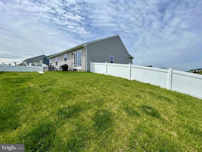 17 Perspective Pl, House other with 3 bedrooms, 3 bathrooms and null parking in HEDGESVILLE WV | Image 46