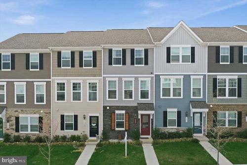186 Coolidge Ave, RANSON, WV, 25438-4527 | Card Image
