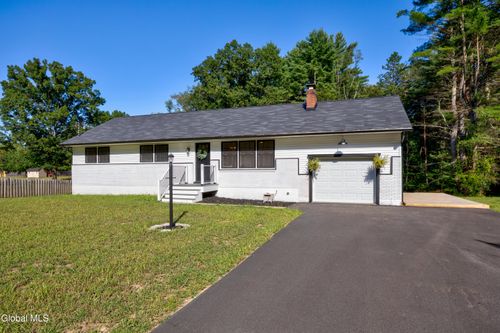 407 Stone Church Rd, Ballston Spa, NY, 12020-2501 | Card Image