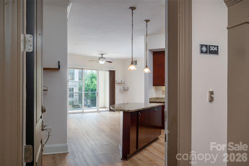 304-4620 Piedmont Row Dr, Charlotte, NC, 28210-4288 | Card Image