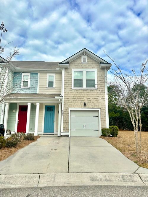 8754 Pasture Ct, Summerville, SC, 29485-6606 | Card Image