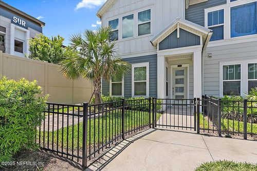 7447 Loggerhead Ct, JACKSONVILLE, FL, 32256-8043 | Card Image