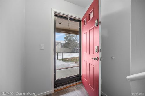 36064 Central City Parkway, Westland, MI, 48185 | Card Image