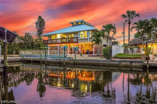 4692 Spring Creek Dr, BONITA SPRINGS, FL, 34134-7128 | Card Image