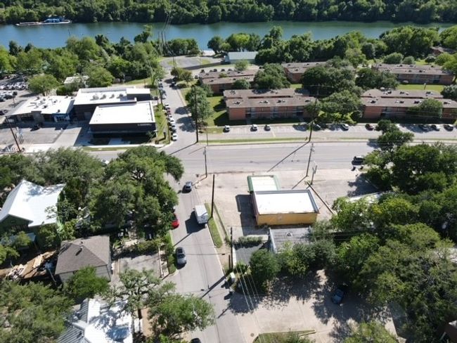 2500 Lake Austin Blvd, Home with 0 bedrooms, 0 bathrooms and null parking in Austin TX | Image 4