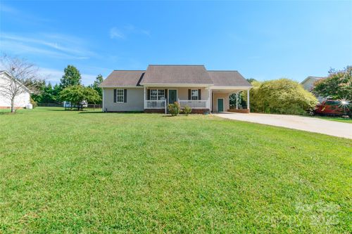 3638 Lee Moore Rd, Maiden, NC, 28650-9225 | Card Image