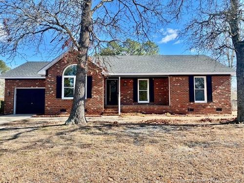 162 E Twelve Oaks Rd, Raeford, NC, 28376-9601 | Card Image