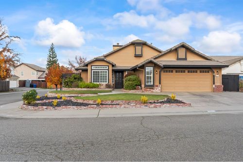 9271 Ryecroft Ct, Sacramento, CA, 95829-1603 | Card Image