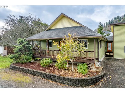 405 4th St, Garibaldi, OR, 97118 | Card Image