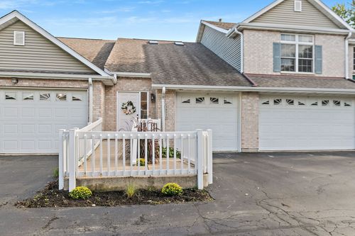 b-3853 S Pointe Dr, Dekalb, IL, 60115-8636 | Card Image