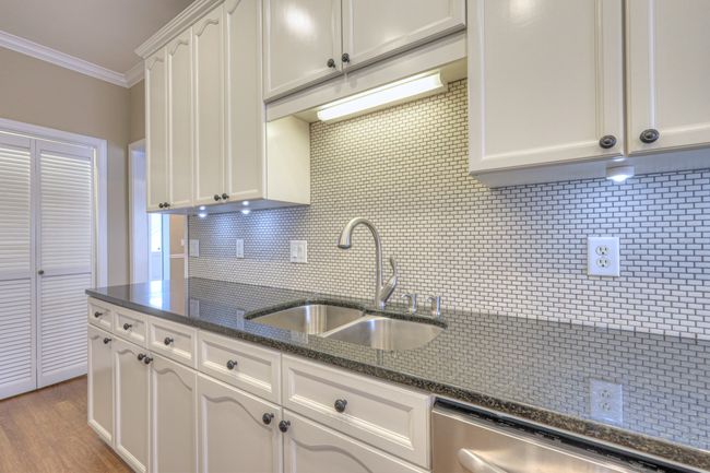 7002 Sunrise Cir, Condo with 4 bedrooms, 2 bathrooms and 2 parking in Franklin TN | Image 8