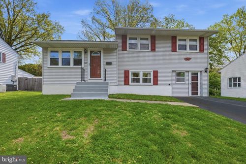 1027 Wagoner Dr, WILMINGTON, DE, 19805-1066 | Card Image