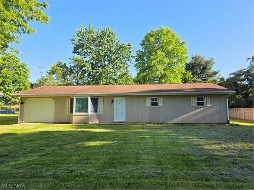 1795 Allen Dr, Salem, OH, 44460-4101 | Card Image