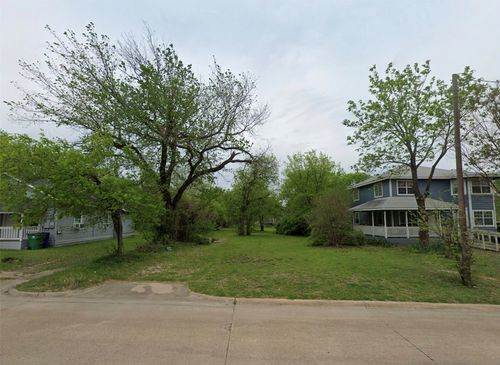609 E Parks Ave, Waxahachie, TX, 75165-3435 | Card Image