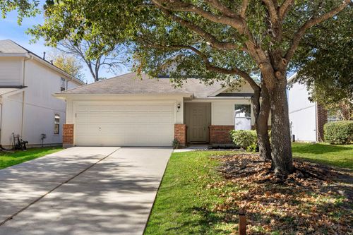 31 Bark Bend Pl, The Woodlands, TX, 77385-3755 | Card Image