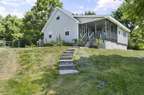256 Belgrade Rd, Mount Vernon, ME, 04352-3221 | Card Image