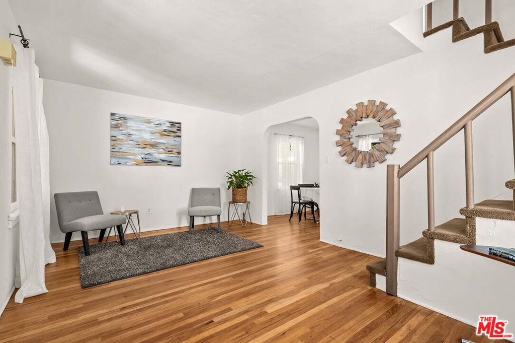 Residential Lease in Los Angeles 4