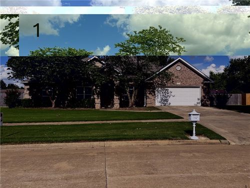 8 Darian Dr, Bentonville, AR, 72712-3855 | Card Image