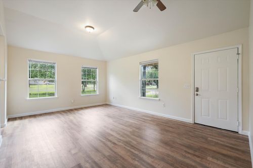 1500 Clyde St, San Marcos, TX, 78666-2616 | Card Image