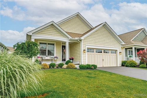 22 Raine Dr, Amherst, NY, 14221-5882 | Card Image