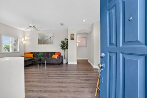 744 Mulbarton Court, Folsom, CA, 95630 | Card Image