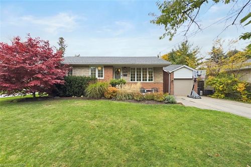 265 Snowden Rd, Oakville, ON, L6L3X6 | Card Image