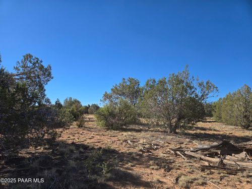 2 E Raney Road, Ash Fork, AZ, 86320 | Card Image