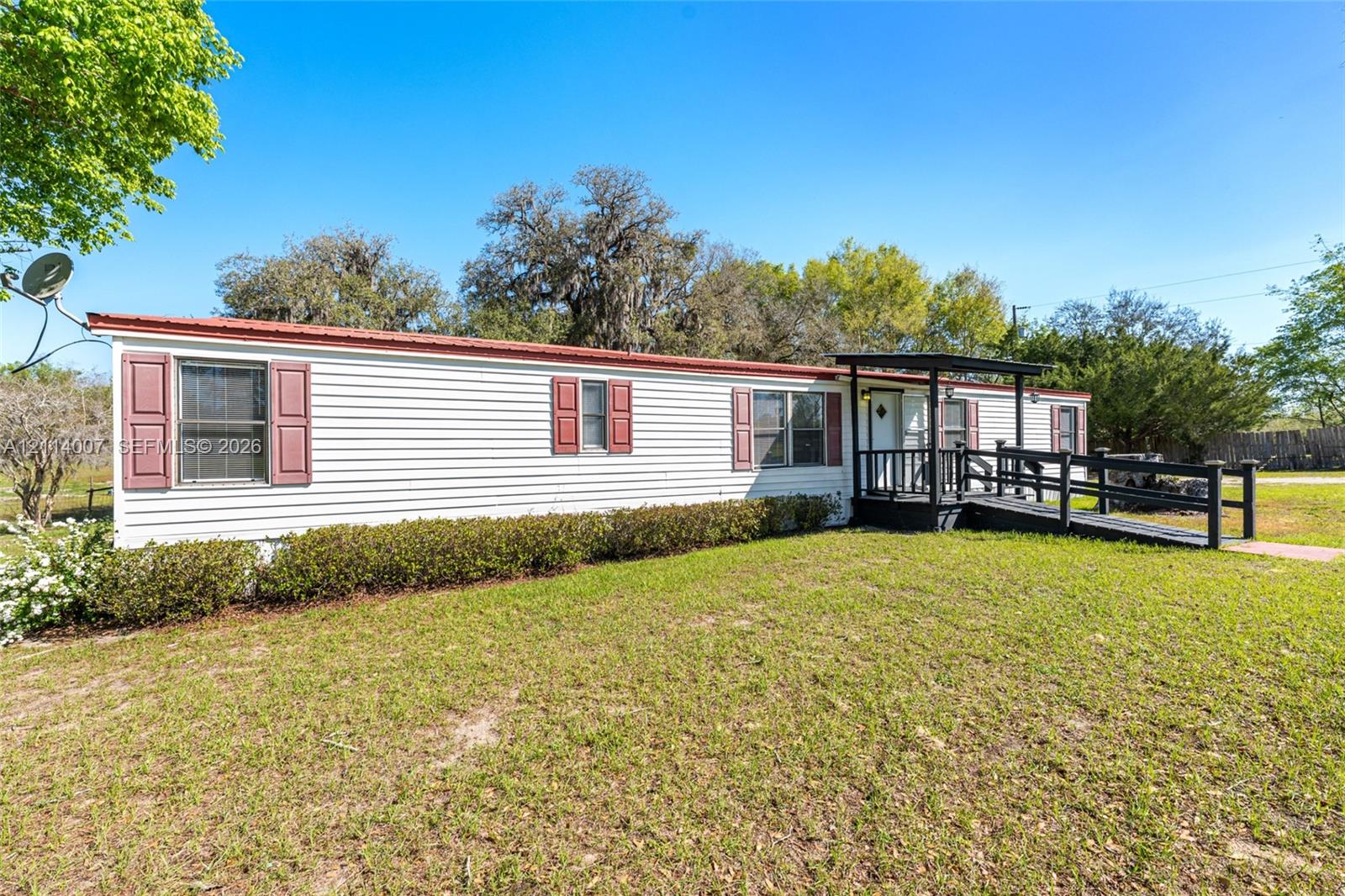 Residential in Other City - In The State Of Florida 5
