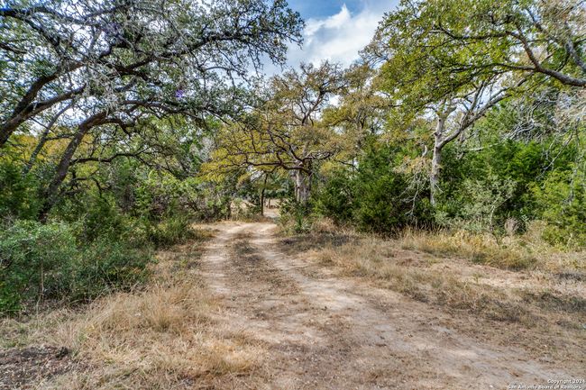 34970 AND 34900 Smithson Valley Rd, House other with 3 bedrooms, 4 bathrooms and null parking in Bulverde TX | Image 29