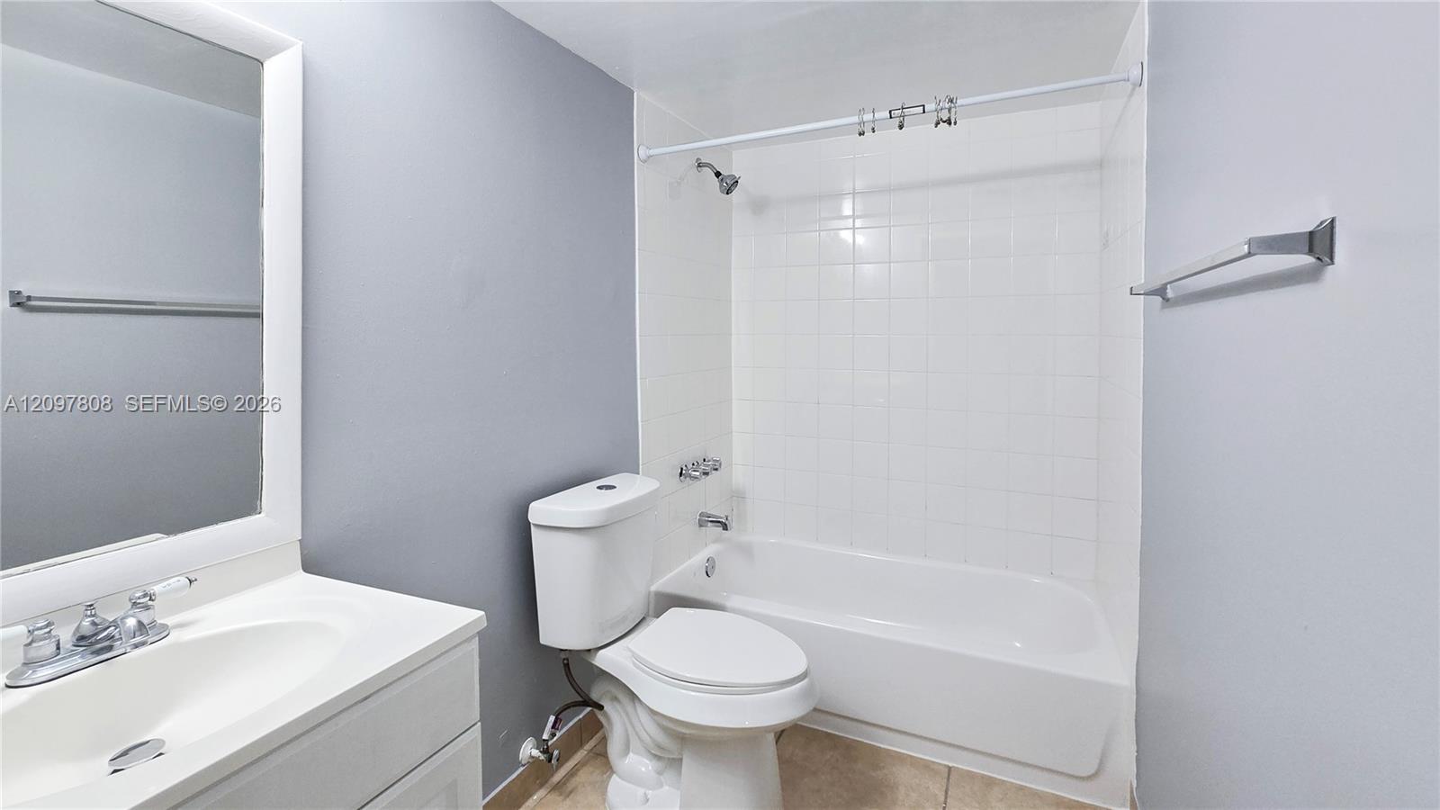 Residential Lease in Hialeah 3