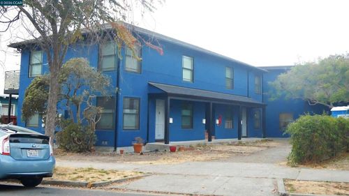 1325 Hopkins St, Berkeley, CA, 94702-1113 | Card Image