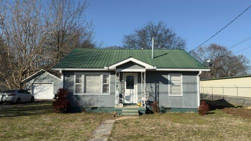 914 E Main St, Watertown, TN, 37184-1413 | Card Image