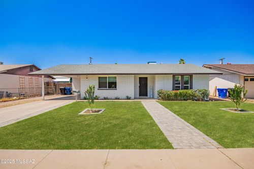 1058 E 2nd St, Mesa, AZ, 85203-8803 | Card Image