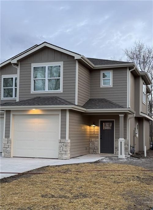 604 North Street, Lawrence, KS, 66044 | Card Image