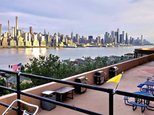 apt-19l-6600 Kennedy Blvd E, West New York, NJ, 07093-4228 | Card Image