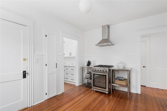65 12 Th St, Home with 4 bedrooms, 2 bathrooms and 4 parking in Providence RI | Image 14