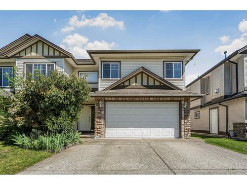 8530 Fennell St, Mission, BC, V4S1M2 | Card Image