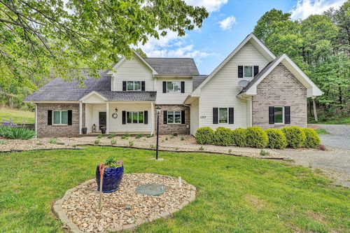 120 Stonelea Dr, Troutville, VA, 24175-7239 | Card Image