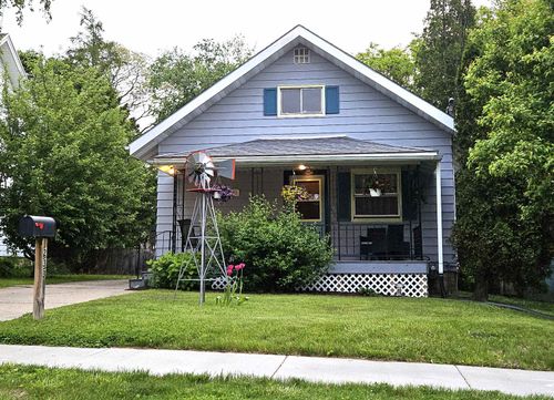 233 S Washington St, Viroqua, WI, 54665-1745 | Card Image