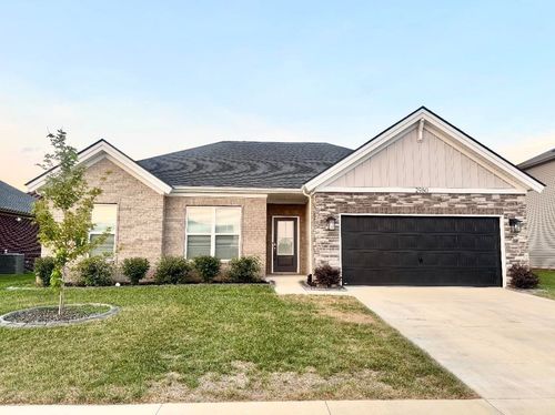 2980 Brahman Cir, Bowling Green, KY, 42104-7676 | Card Image