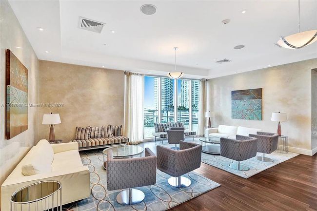 APT-4012 - 185 Sw 7 Th St, Condo with 2 bedrooms, 3 bathrooms and null parking in Miami FL | Image 37