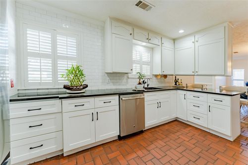 11407 Iberia Dr, Houston, TX, 77065-2718 | Card Image