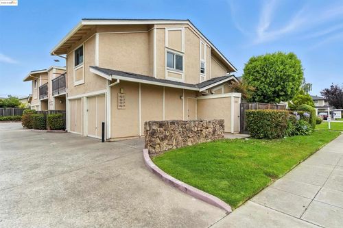 14617 Doolittle Dr, San Leandro, CA, 94577 | Card Image