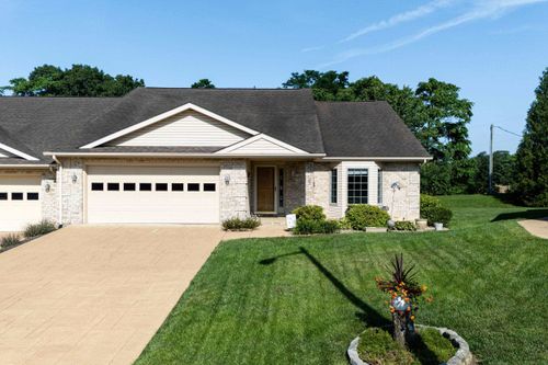 615 Kestrel Ct, Woodstock, VA, 22664-2076 | Card Image