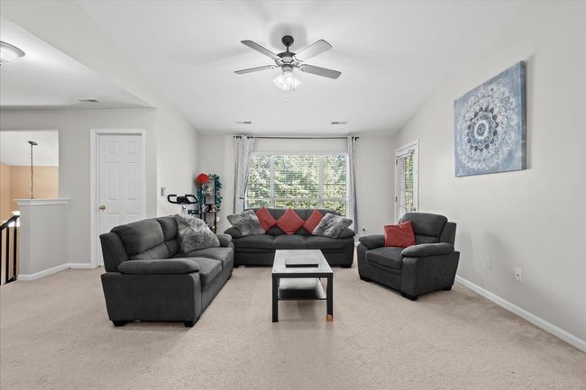 2209 Saratoga Blvd, Condo with 2 bedrooms, 2 bathrooms and null parking in Commerce Twp MI | Image 5