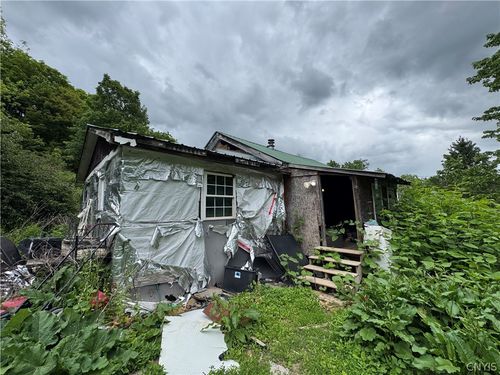 669 Stone Store Rd, Middleburgh, NY, 12122-4301 | Card Image