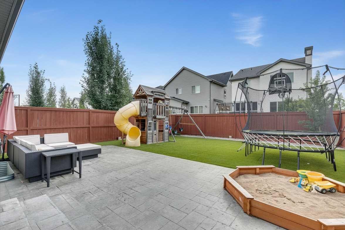 Residential in Calgary 4